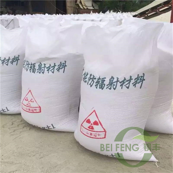 领导扒开我奶罩吸我奶头视频